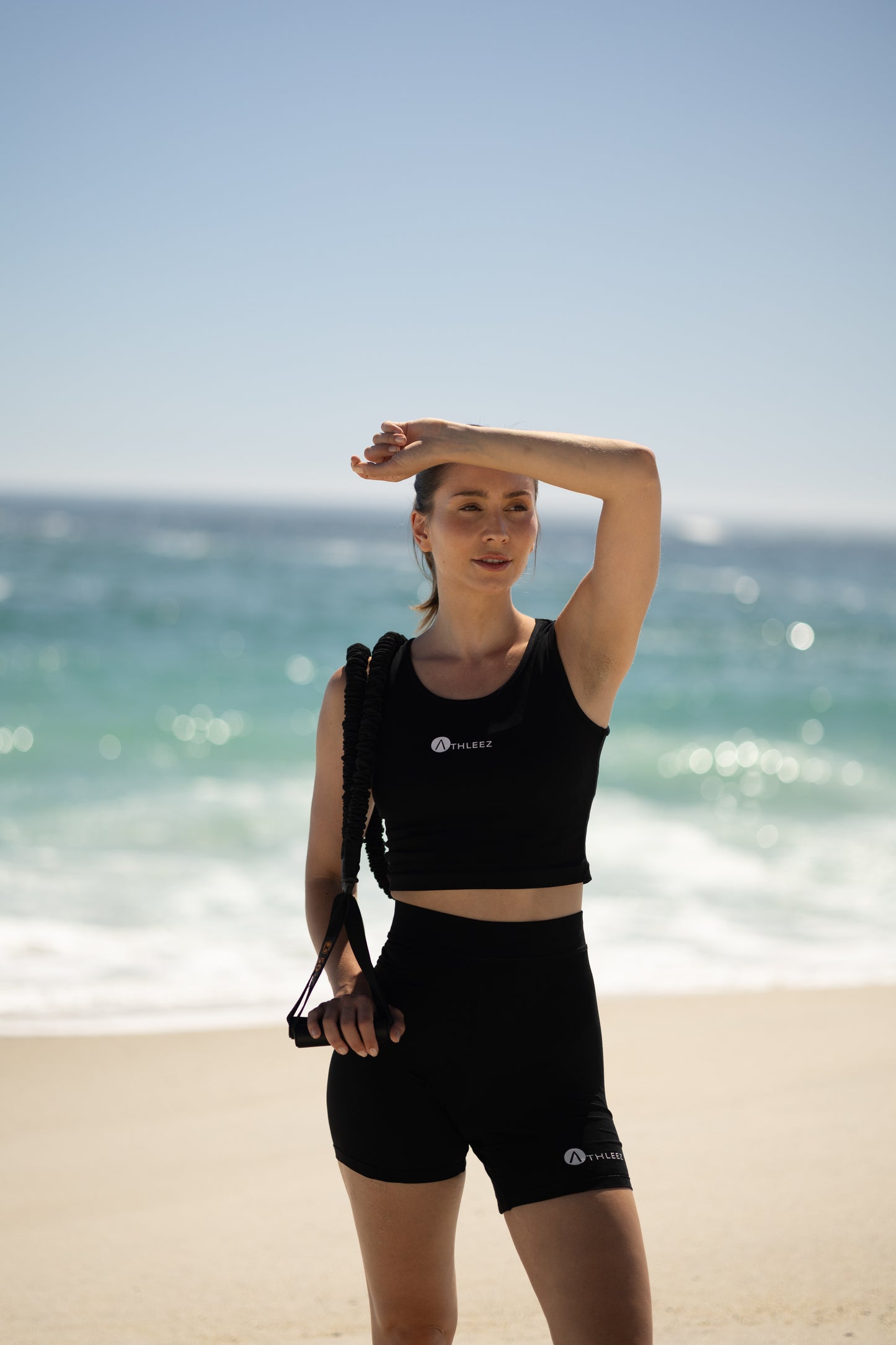 SIGNATURE - High Performance Fitted Crop Top