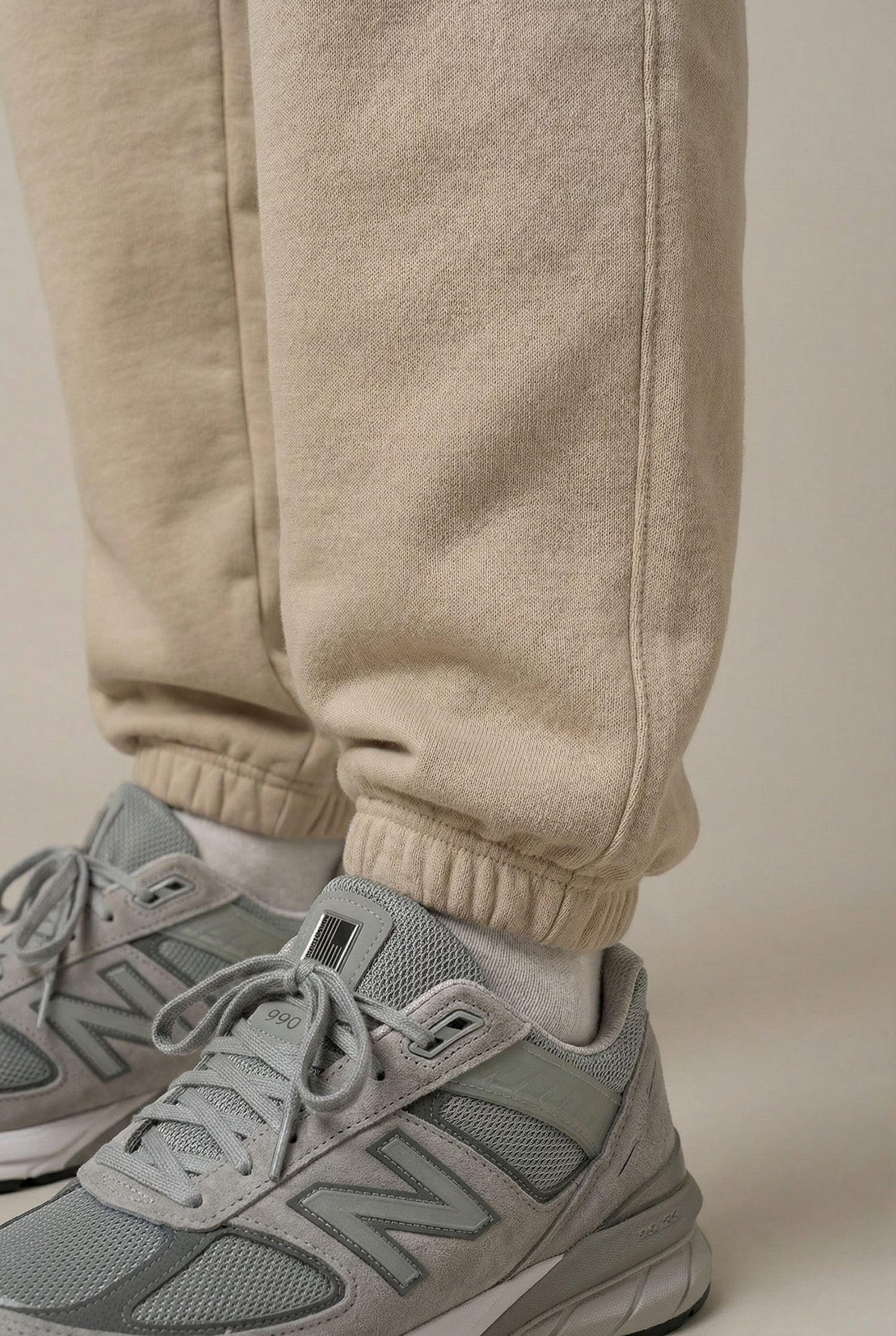 ESSENTIAL - RELAXED FIT SWEATPANT AUS BIO-BAUMWOLLE