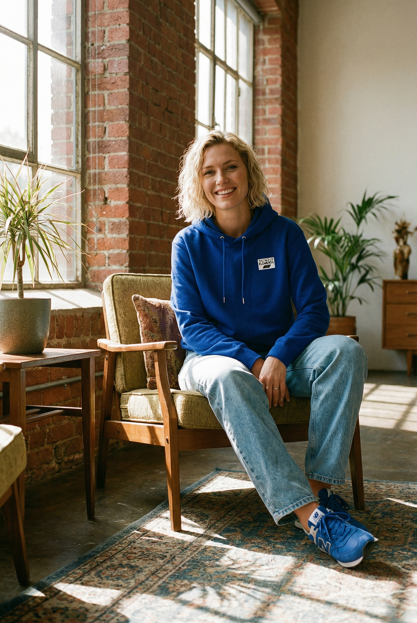 COLOR RUSH - REGULAR FIT HOODIE AUS BIO-BAUMWOLLE