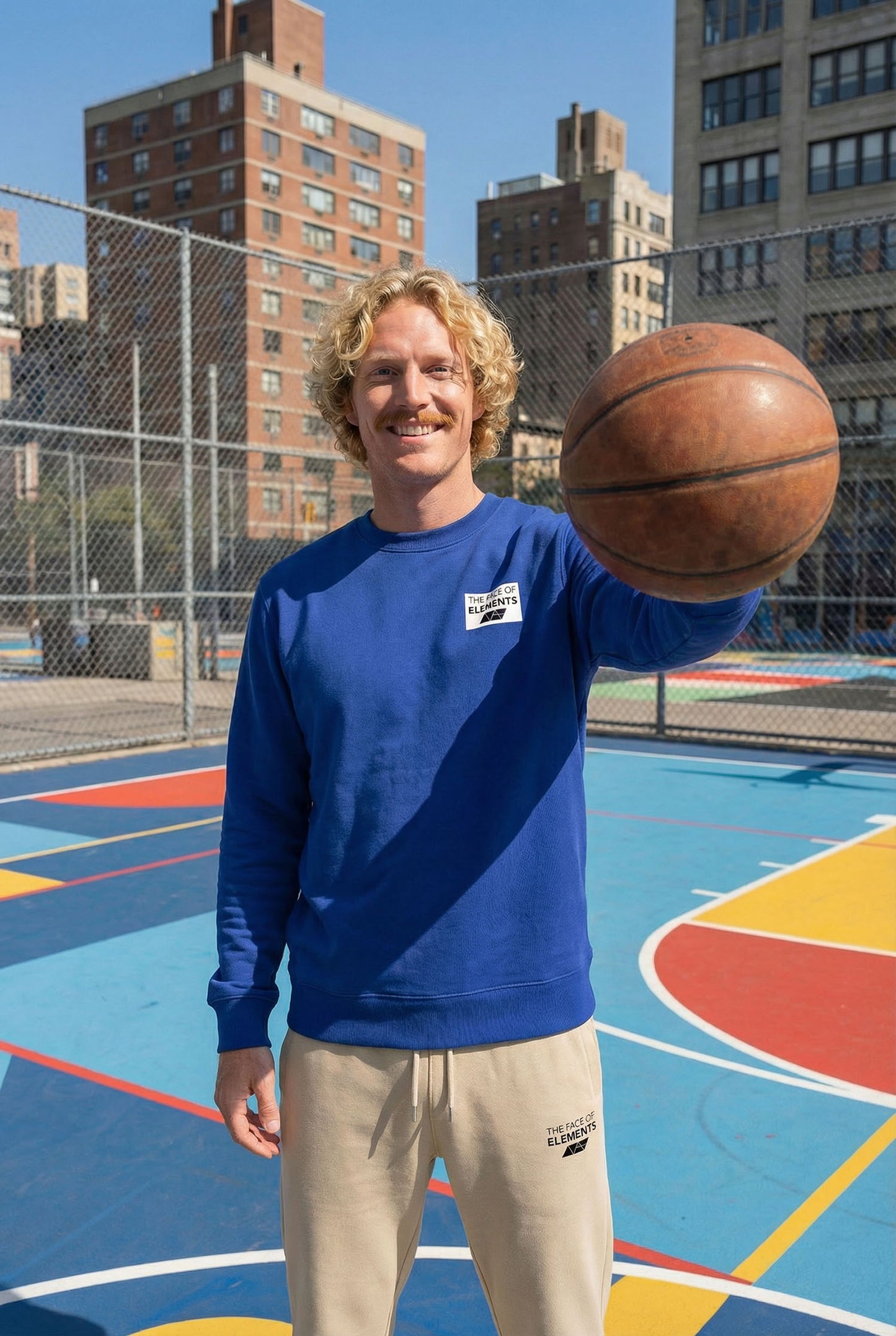 COLOR RUSH - REGULAR FIT SWEATSHIRT AUS BIO-BAUMWOLLE