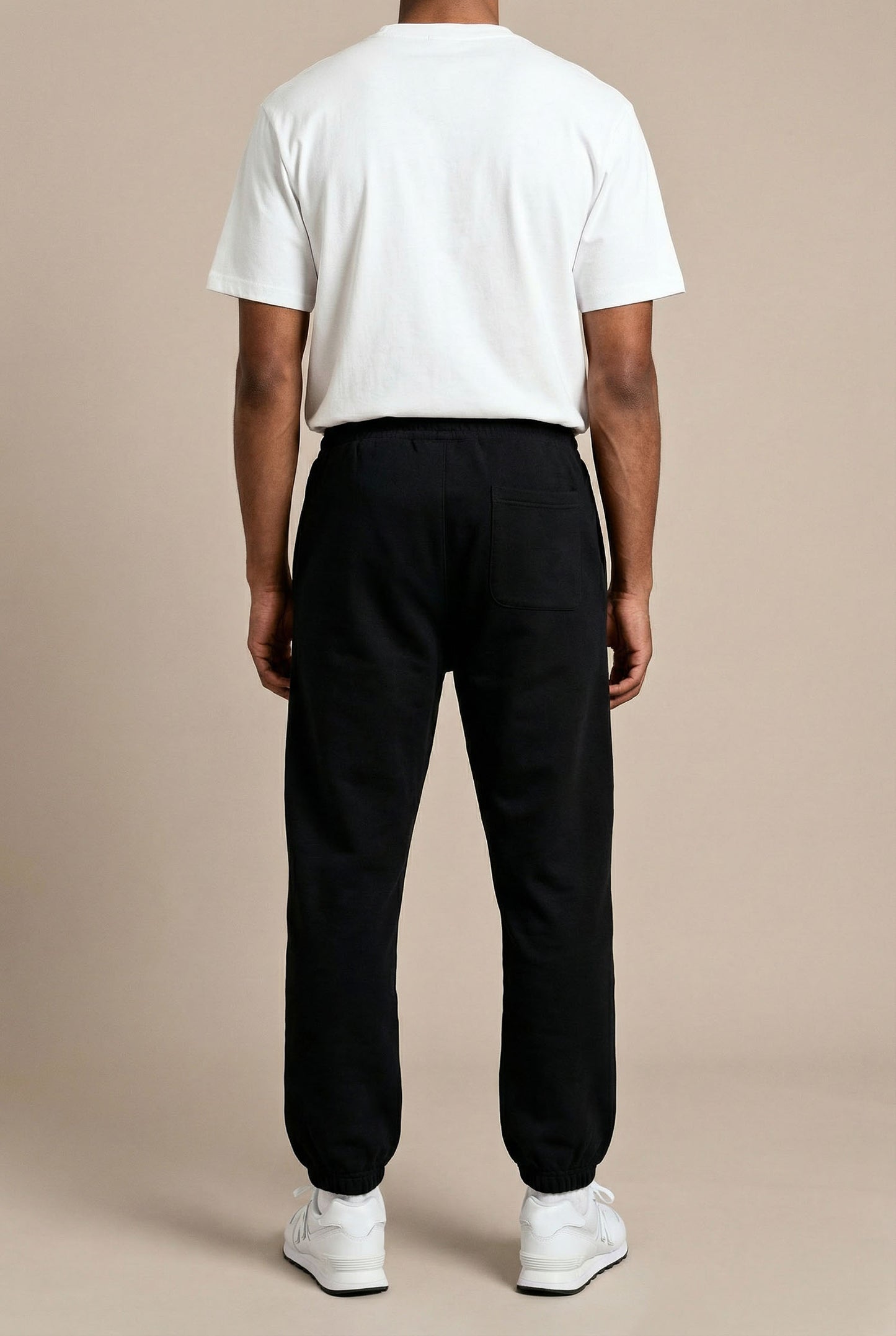 ESSENTIAL - RELAXED FIT SWEATPANT AUS BIO-BAUMWOLLE