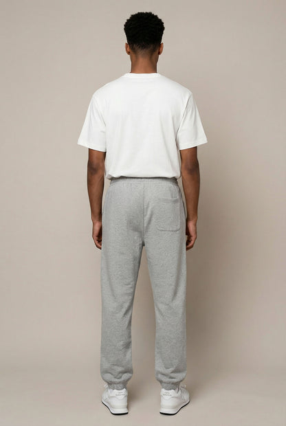 ESSENTIAL - RELAXED FIT SWEATPANT AUS BIO-BAUMWOLLE